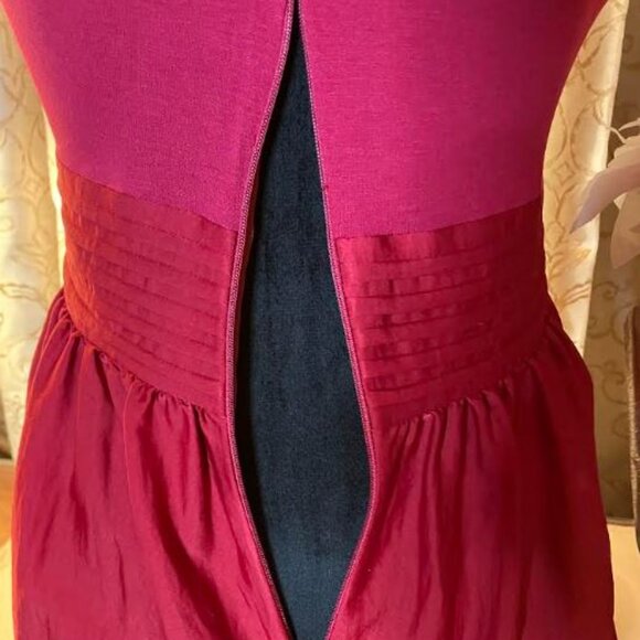 BCBG Max Azria Celline Sleeveless Silky Blouse In Sangria Red Size XS EUC - Picture 6 of 11